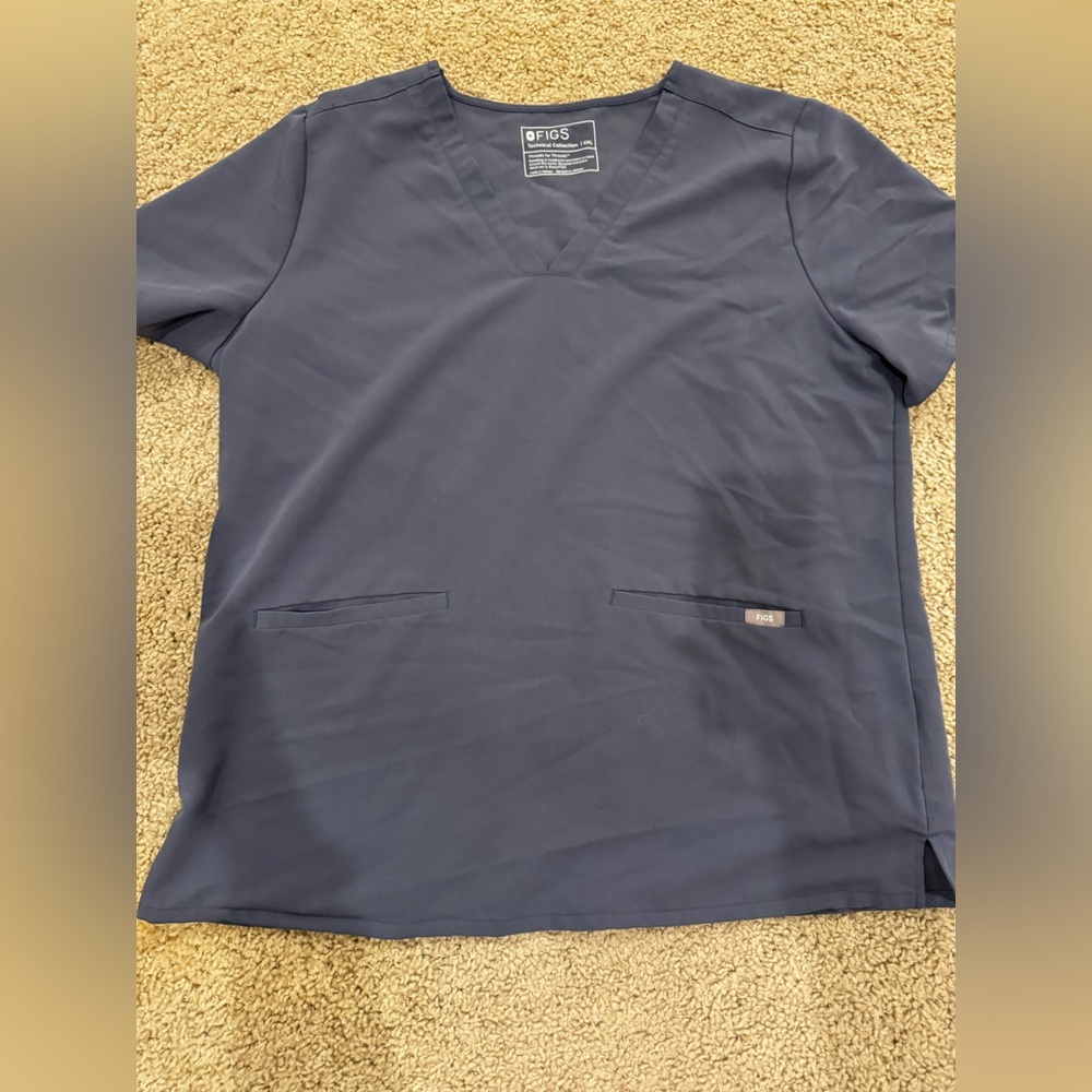 Figs Gray Scrub Top